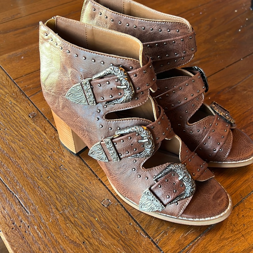 Shoes